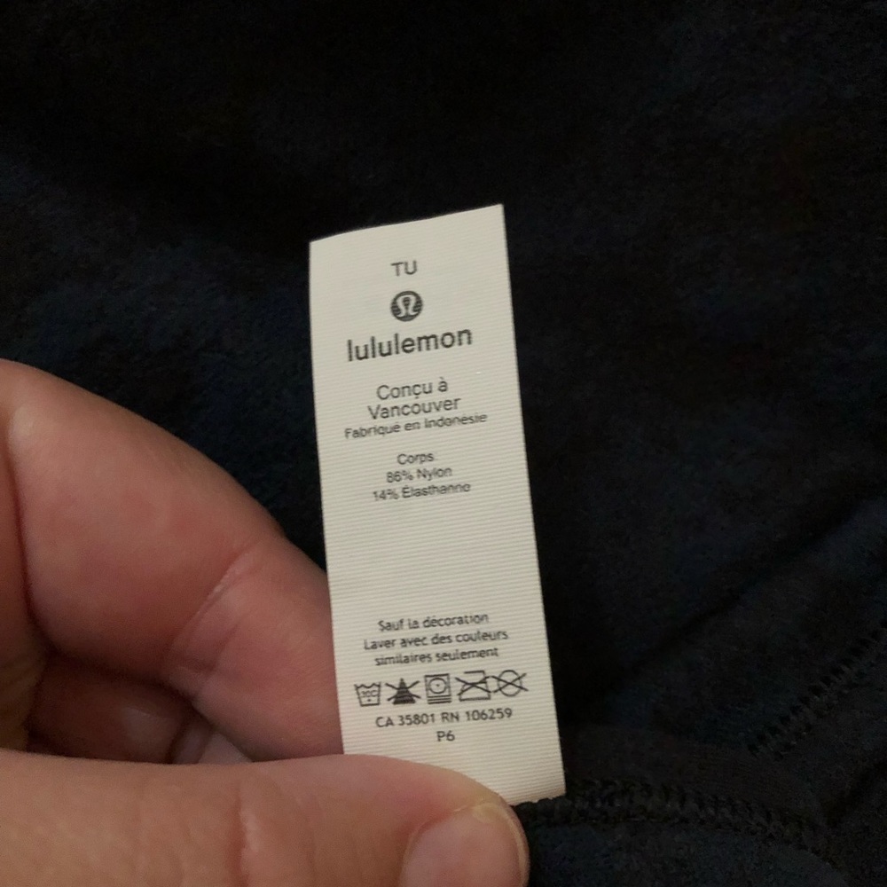 Lululemon Customizable Snap Scarf Teal and Black